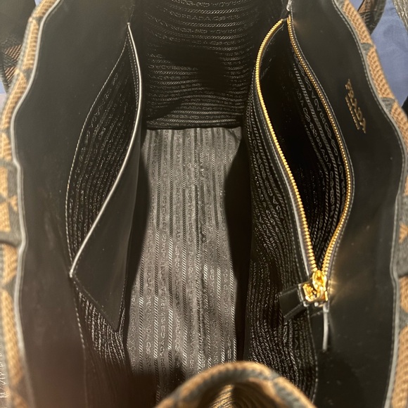 Prada large tote. Authentic.  Comes with registration and receipt.   Never used. - Picture 7 of 8